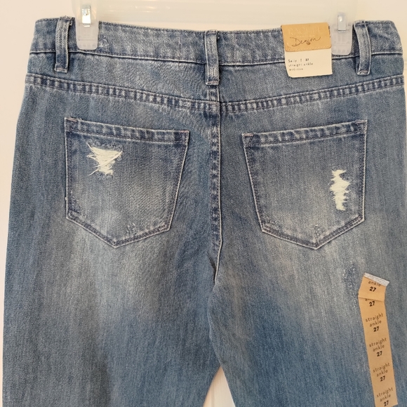 Rachel Roy distressed Capri jeans - Picture 3 of 5